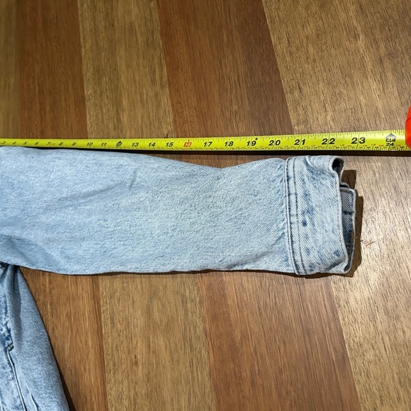 H&M Classic Denim Trucker Jacket Cotton Women's Size Small Light wash - Picture 10 of 10